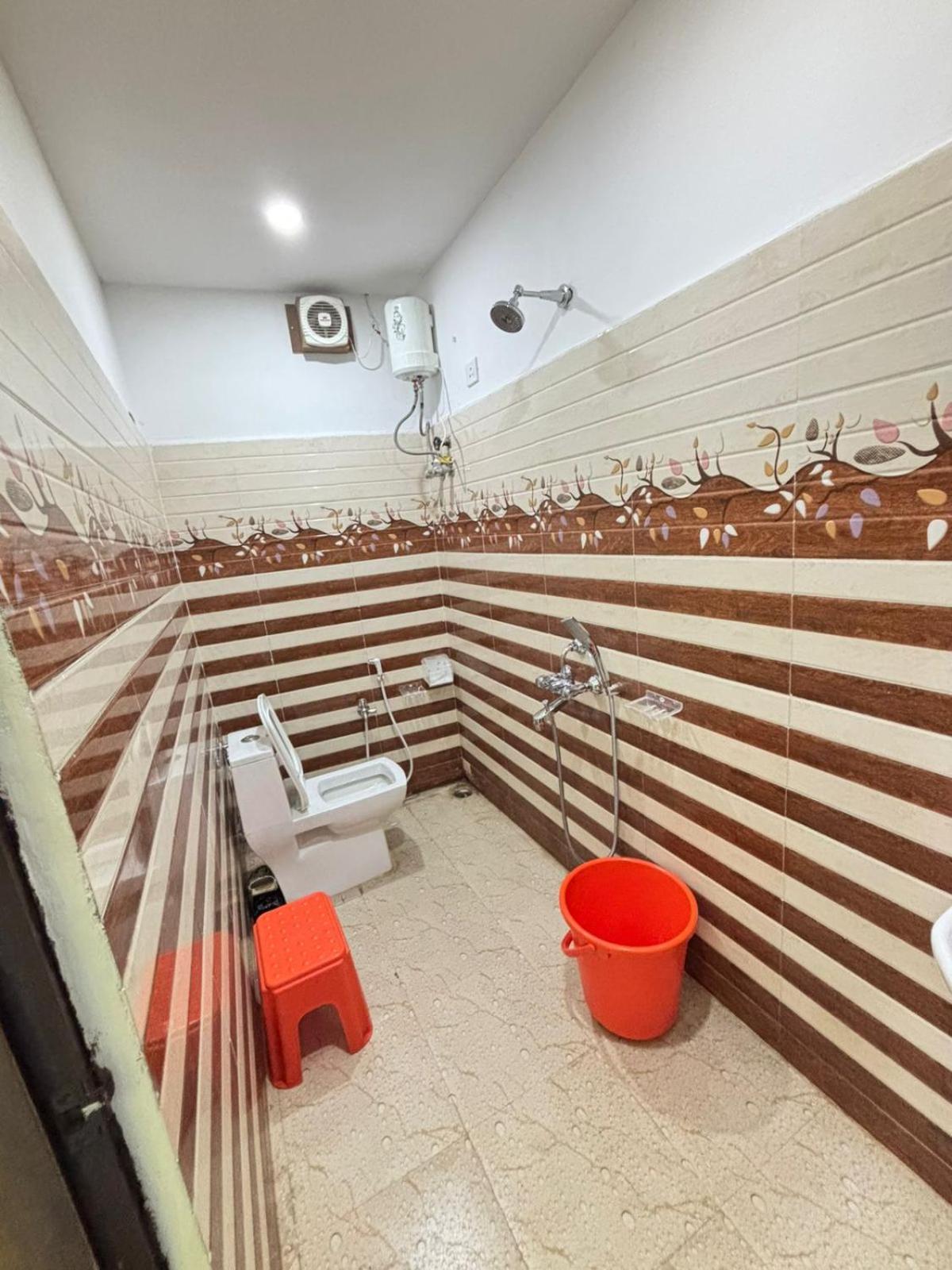 Hotel O Marquis Guest House كولكاتا المظهر الخارجي الصورة