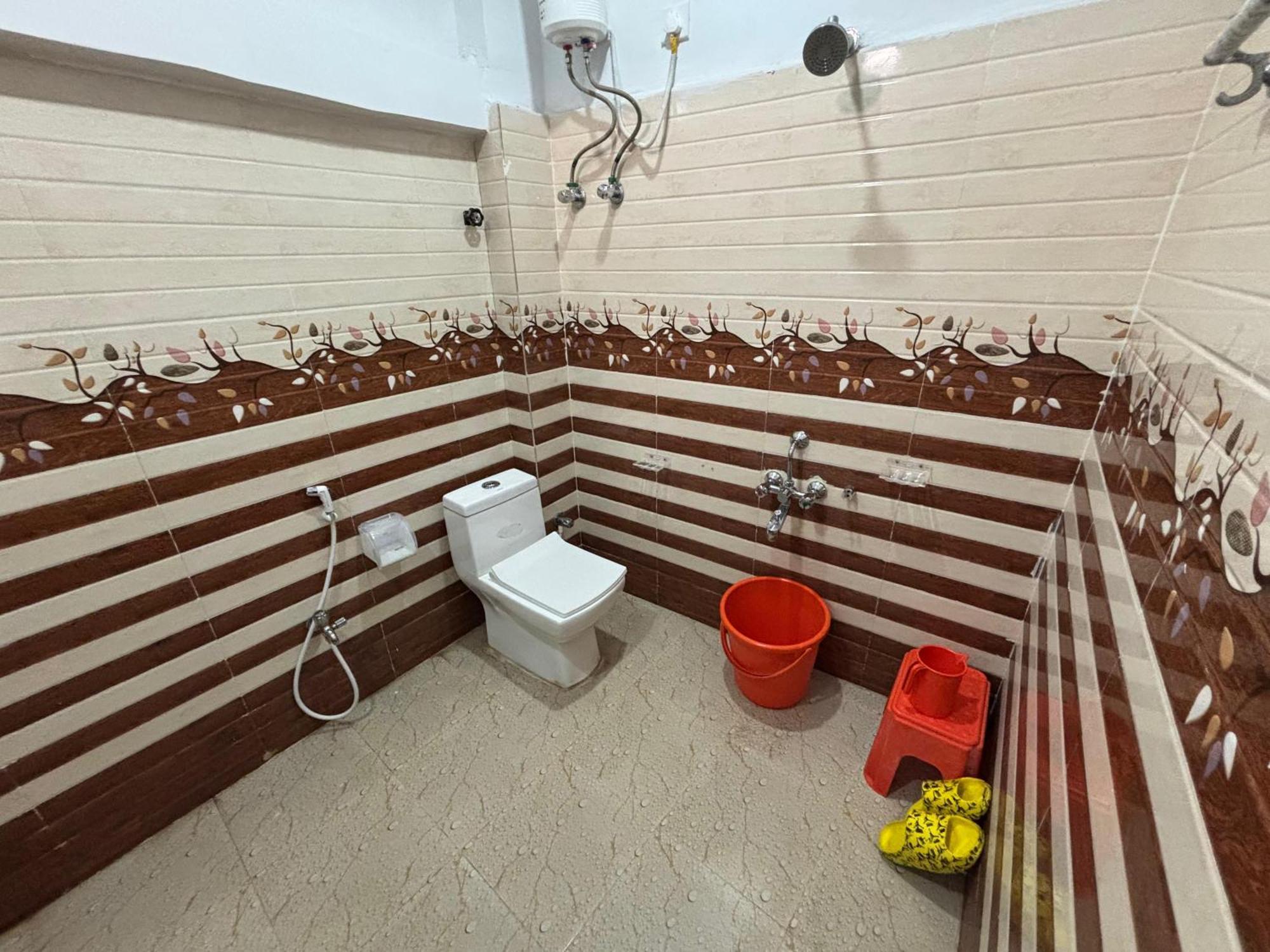 Hotel O Marquis Guest House كولكاتا المظهر الخارجي الصورة