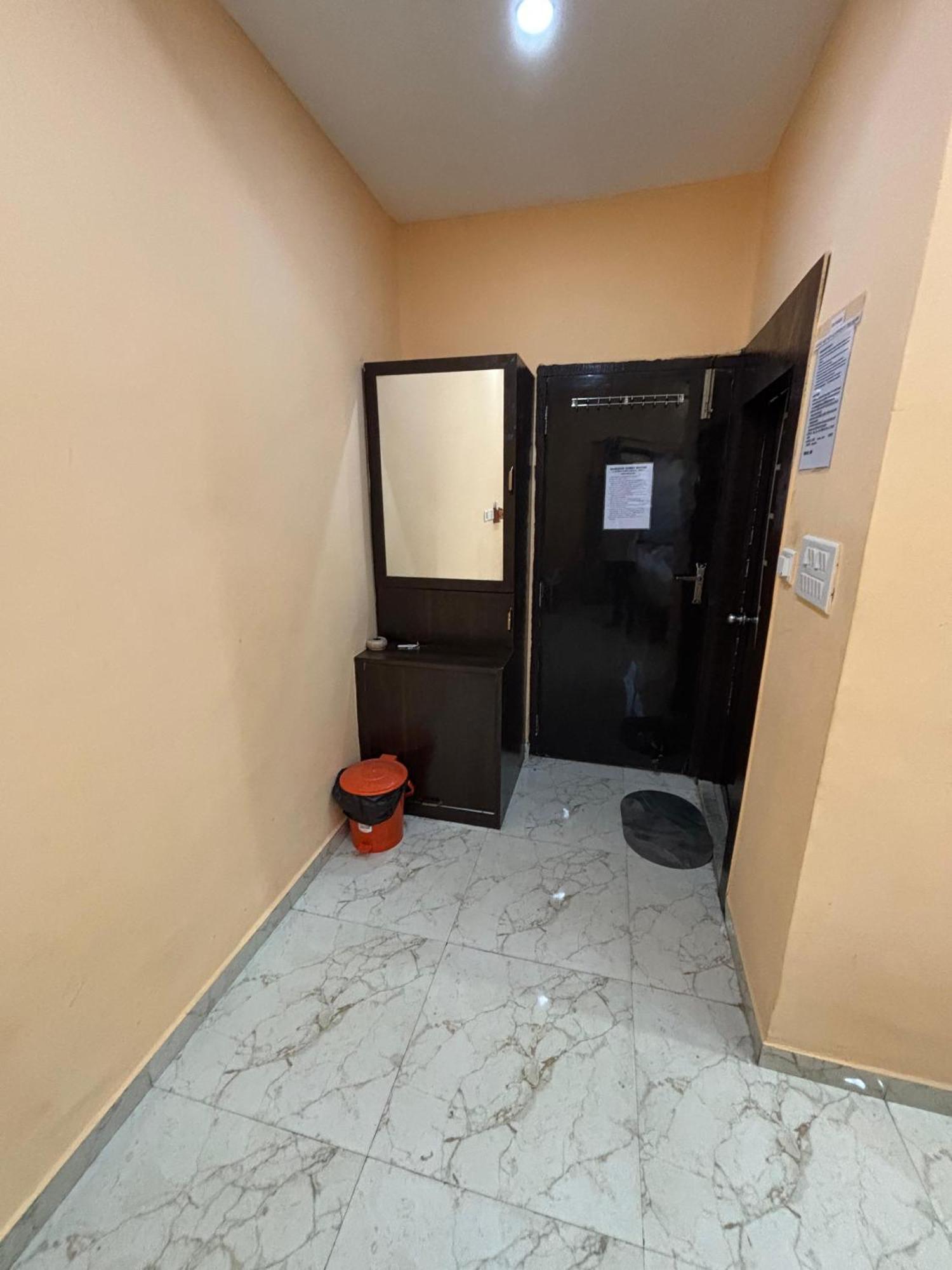 Hotel O Marquis Guest House كولكاتا المظهر الخارجي الصورة